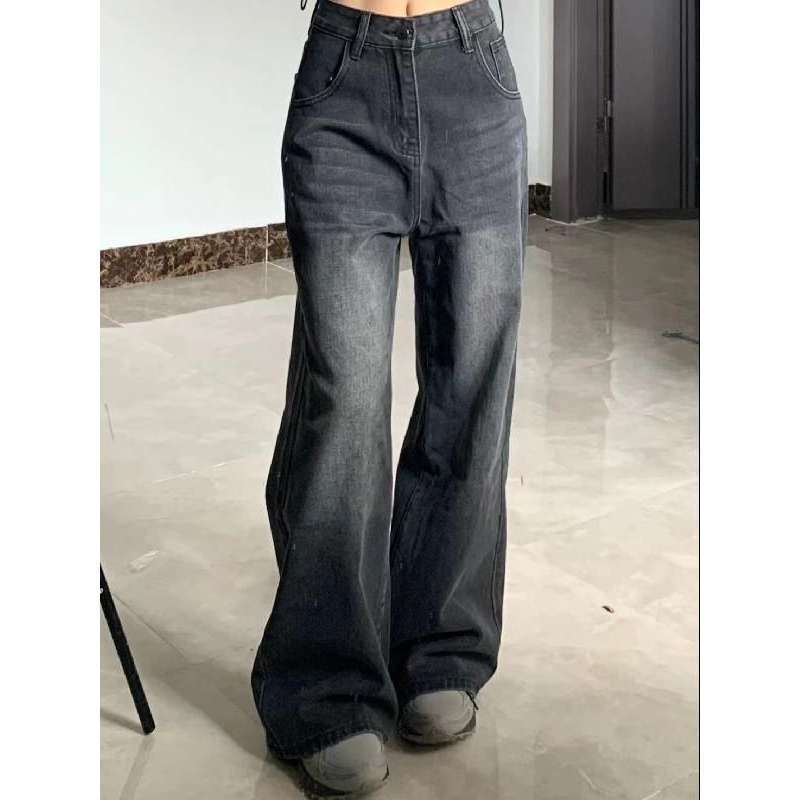 Classic Straight-Leg Jeans