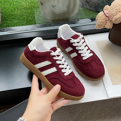 Low-Top Lace-Up Trainers